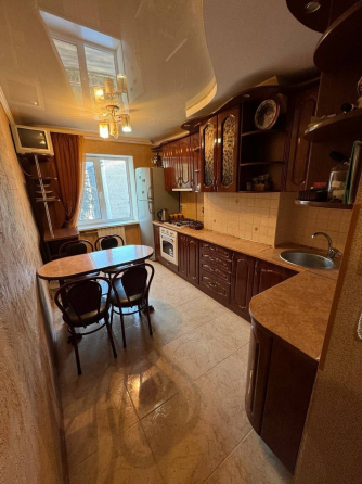 3-х комнатная квартира в Калининском р-не Донецк