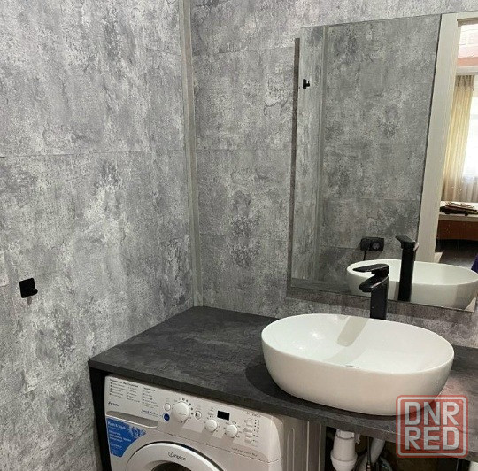 Сдается трехкомнатная квартира в центре Донецка, Ворошиловский р-н Донецк - изображение 1