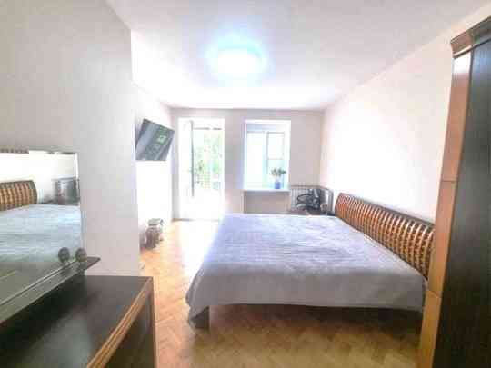 Сдается трехкомнатная квартира в Пролетарском районе Донецк