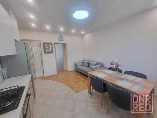 Сдается трехкомнатная квартира в Пролетарском районе Донецк - изображение 1