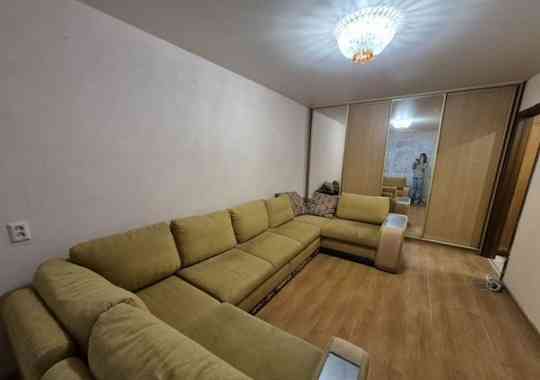 Сдаю двухкомнатную квартиру 51.0 м² этаж 3/9, город Донецк, Микрорайон Мирный Донецк