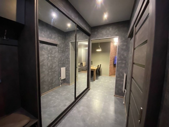 Сдаётся 2-х комнатная квартира-студия в Ворошиловском р-не Донецк