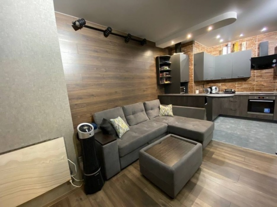 Сдаётся 2-х комнатная квартира-студия в Ворошиловском р-не Донецк