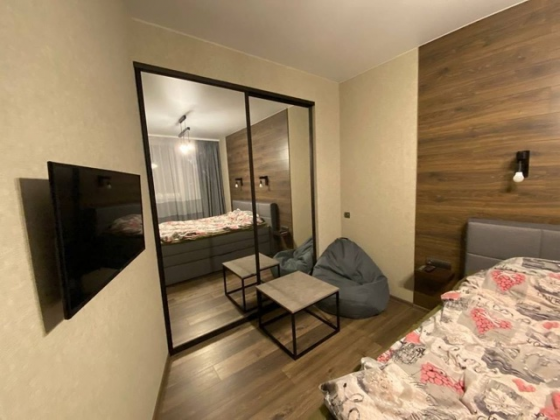 Сдаётся 2-х комнатная квартира-студия в Ворошиловском р-не Донецк