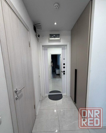 Сдается однокомнатная квартира с дизайнерским ремонтом на 7ом этаже в Калининском районе Донецк - изображение 5