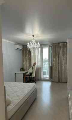 Сдаю однокомнатную квартиру 42.0 м² этаж 8, город Донецк, Киевский район Донецк