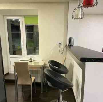 Сдаю двухкомнатную квартиру 62.0 м² этаж 4 город Донецк, Киевский район Донецк