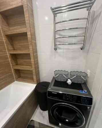 Сдается двухкомнатная квартира с отличным евро-ремонтом ремонтом в Калининском районе Донецк