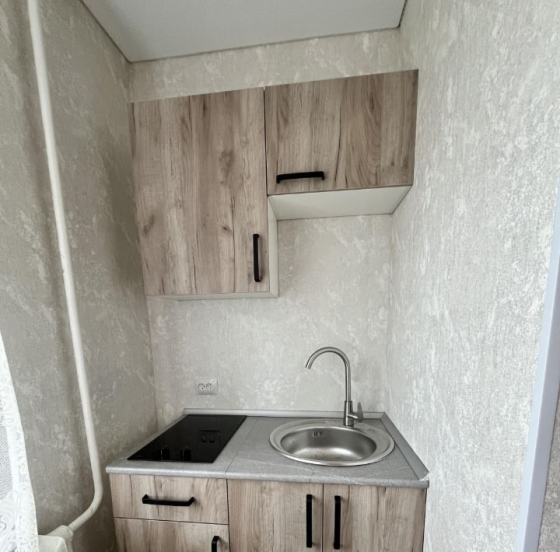 Сдается: 2 комнатная квартира Этаж: 2/5 Район: Будённовский Донецк