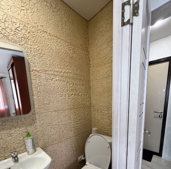 Сдается: 2 комнатная квартира Этаж: 2/5 Район: Будённовский Донецк