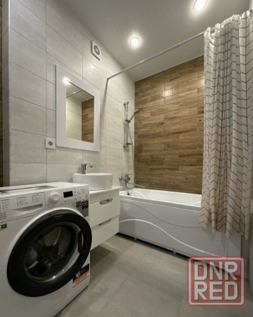 Сдаю однокомнатную квартиру 40.0 м² этаж 5, город Донецк, Ворошиловский район Донецк - изображение 1