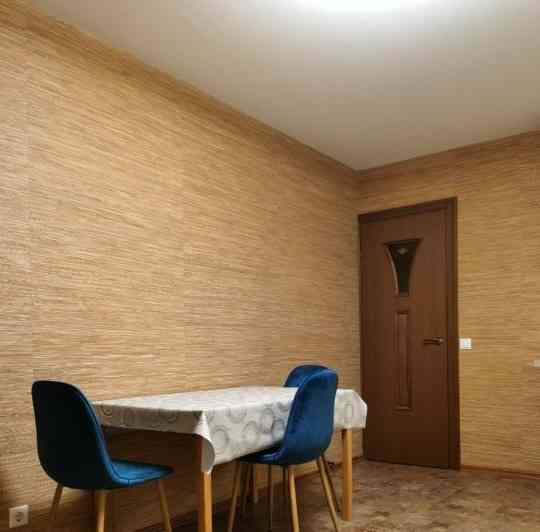 Сдаётся двухкомнатная квартира с большой кухней на 7 этаже, Куйбышевский район Донецк