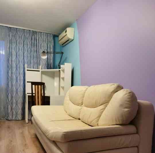 Сдаётся двухкомнатная квартира с большой кухней на 7 этаже, Куйбышевский район Донецк