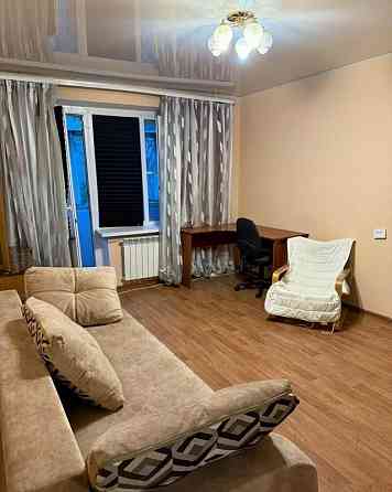 Сдаю двухкомнатную квартиру 52.0 м² этаж 2/9 город Донецк, Кировский район Донецк