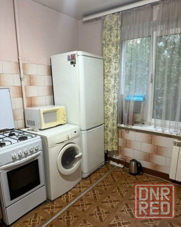 Сдаю двухкомнатную квартиру 52.0 м² этаж 2/9 город Донецк, Кировский район Донецк - изображение 1