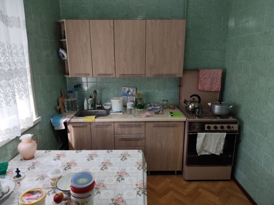 предлагается на продажу отличный отдельностоящий дом в г. Макеевке в центре города по ул. к. Либкнех Макеевка