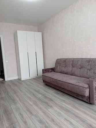 Сдается отличная двухкомнатная квартира с евроремонтом общая площадь 78. Тёплые полы. Донецк