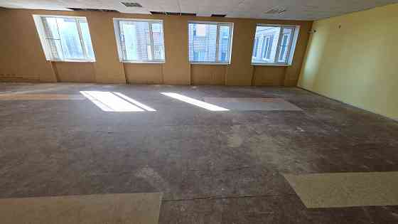 Помещение в 2х уровнях, 650кв, Топаз Донецк