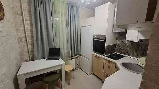 Сдам на длительный срок двухкомнатную квартиру в Будёновском районе, Цветочный. Донецк