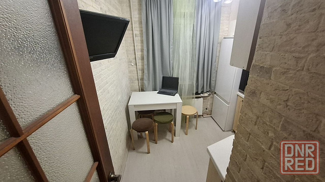 Сдам на длительный срок двухкомнатную квартиру в Будёновском районе, Цветочный. Донецк - изображение 2