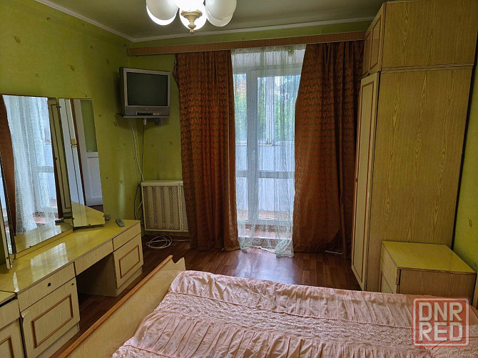 Продается 2 комнатная квартира Калининский р-н Донецк - изображение 1