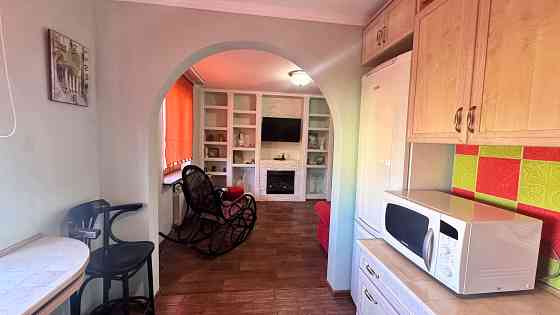 Собственник. Продаю свою любимую 2-комнатную квартиру с дизайнерским ремонтом Луганск