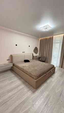 Сдается просторная двухкомнатная квартира площадью 86 м2 в Ворошиловском районе Донецк