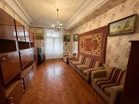 продам 2 ком.кв. в центре города. Ворошиловский район, бульвар Пушкина, Донбасс Палас Донецк