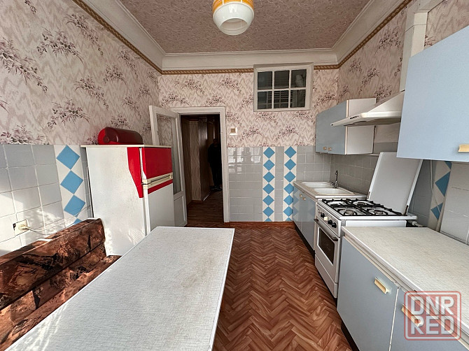 продам 2 ком.кв. в центре города. Ворошиловский район, бульвар Пушкина, Донбасс Палас Донецк - изображение 2