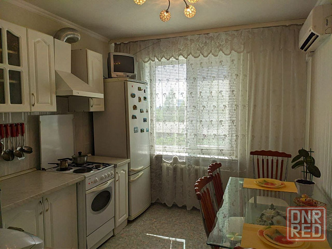 Продаётся 3-х комнатная квартира в Калининском районе (торговый институт) Донецк - изображение 2