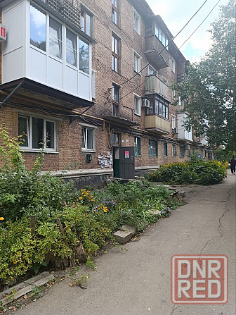 Продам хорошую однокомнатную квартиру с балконом практически в центре Макеевки Макеевка - изображение 2