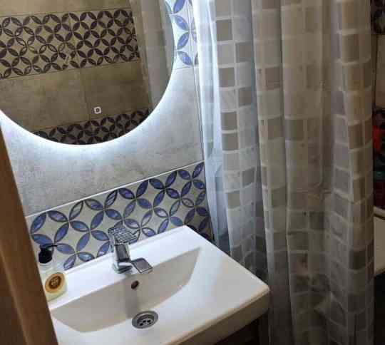 Сдаю двухкомнатную квартиру Район: Ворошиловский Донецк