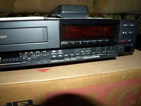 Видеомагнитофон JVC HR-D830EG HI-FI Донецк