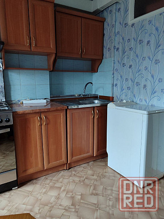 Продаётся 3-х к. кв., ул. Текстильщиков, рядом Обжора, рынок ,м-он Текстильщик Донецк - изображение 2