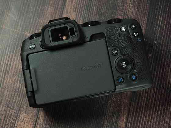 Canon RP хороший комплект Макеевка