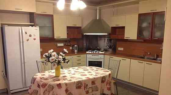 Сдам 2-комнатную квартиру в Ленинском районе, ул Стадионная. Донецк