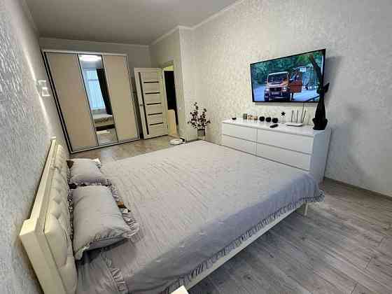 Сдается 1-комнатная квартиру в центре города Калининский район Донецк