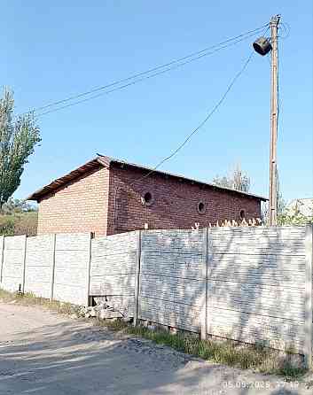 Продается магазин в с. Бердянское. Первая линия от моря Мариуполь