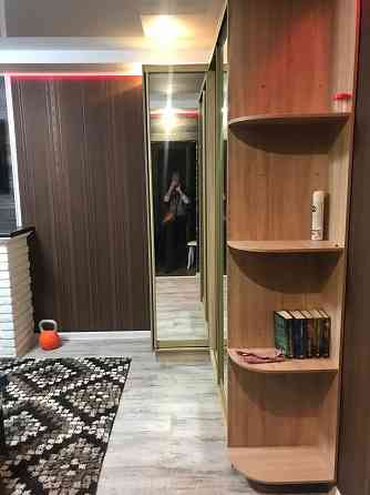 Продам 1ком крупногабаритная Текстильщик евро ремонт с мебелью и техникой 2/9 ул Высоцкого Донецк