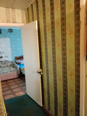 Бажанова, этаж 7/9, не угловая, комнаты раздельные Макеевка