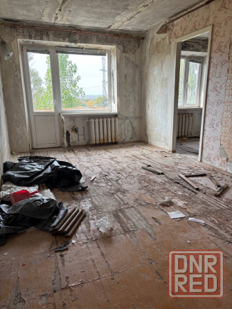 Продажа 3-комнатной квартиры 4/4, в г. Макеевка, Советский р-н, Больничный, Середы Макеевка - изображение 3