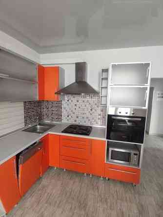 Первая сдача!Сдаётся аккуратная квартира в Калининском районе,возможно аренда на 3 месяца.Вода 24/7 Донецк