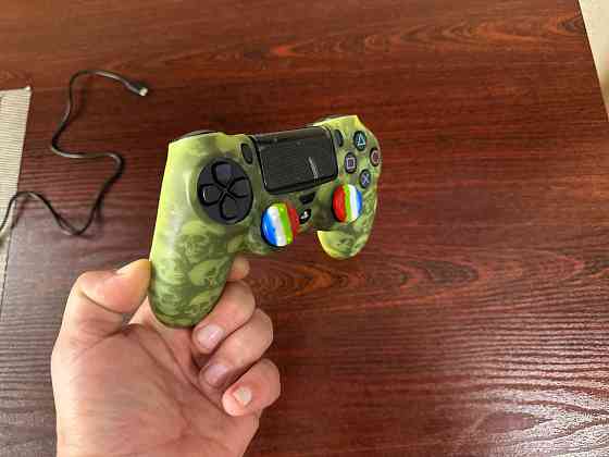 Джойстик Dualshock 4 + чехол и накладки Донецк
