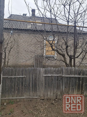 Продается трехкомнатный дом в поселке Александровка, расположенном в Петровском районе Донецк - изображение 2