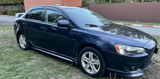 Mitsubishi Lancer 2.0 Енакиево