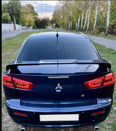 Mitsubishi Lancer 2.0 Енакиево