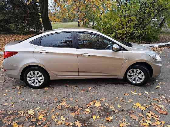 Hyundai Solaris 1.6 MT Енакиево