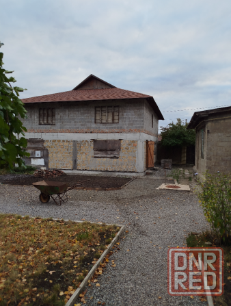 Дом-недострой, Красный пахарь Донецк - изображение 1