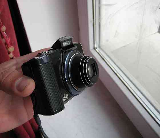 Olympus SZ-20 16Mpx SD карты 12,5x Донецк
