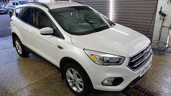 Ford Escape SEL Макеевка